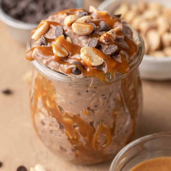 Snickers Chocolate Protein Oats