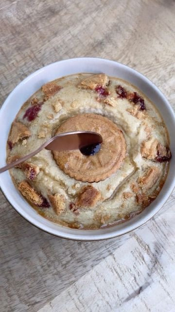 JAMMY DODGER OVERNIGHT OATS