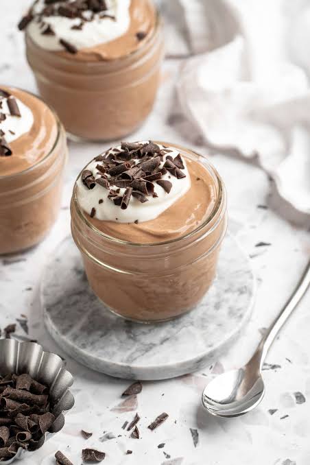 Triple Chocolate Chip Collagen Mousse Pot
