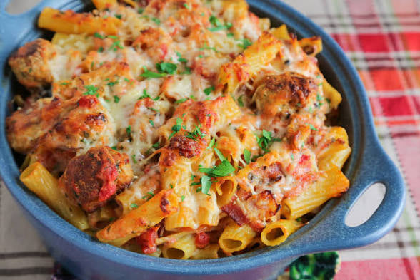 CHICAGO TOWN MEAT FEAST RIGATONI