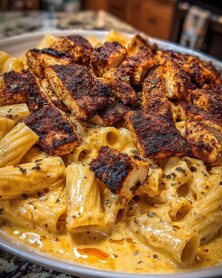BLACKENED CAJUN CHICKEN RIGATONI